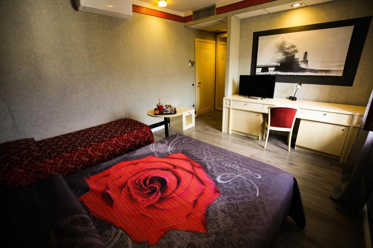 Hotel Benedetti 캄펠로술클리툰노 외부 사진